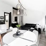 Chaleureux T2 Centre Au Calme Et Patio Apartamento