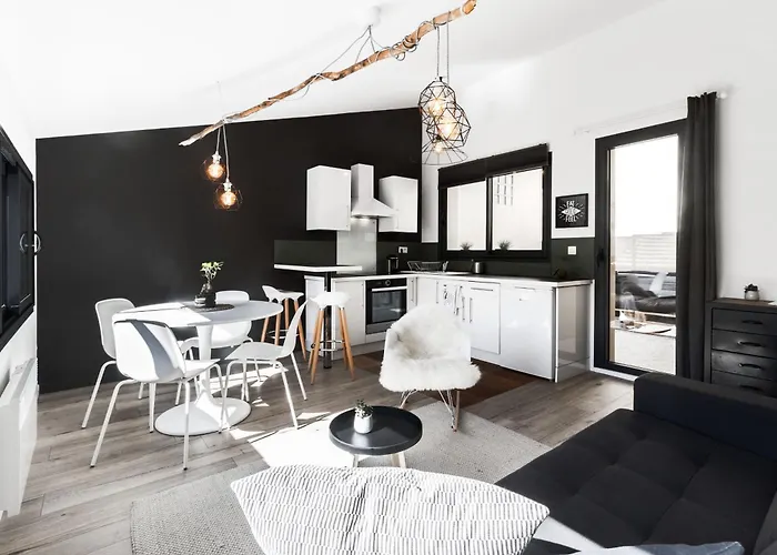 Chaleureux T2 Centre Au Calme Et Patio *